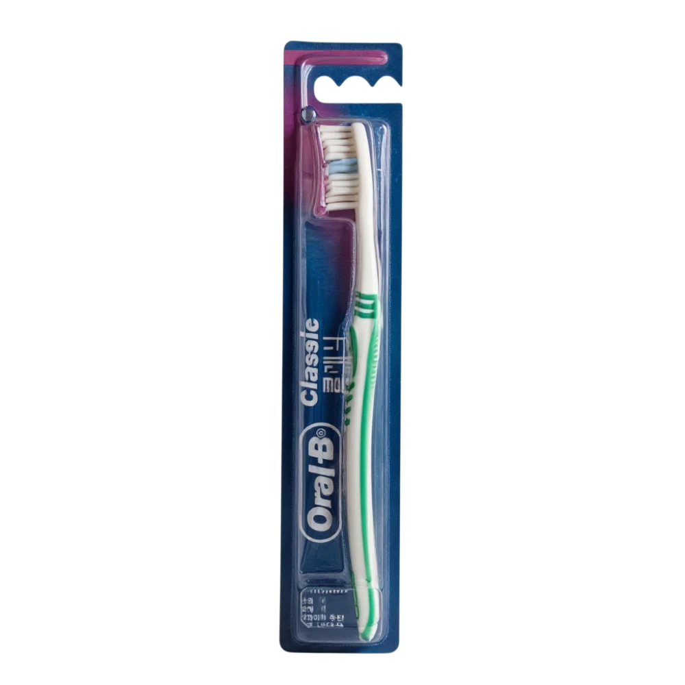 ORAL B TOOTHBRUSH